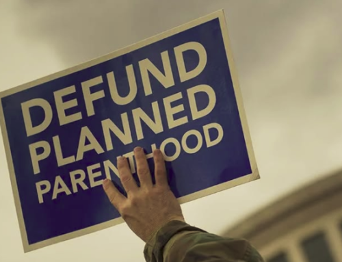 Trump Administration Announces Planned Parenthood Grants Will End This Year